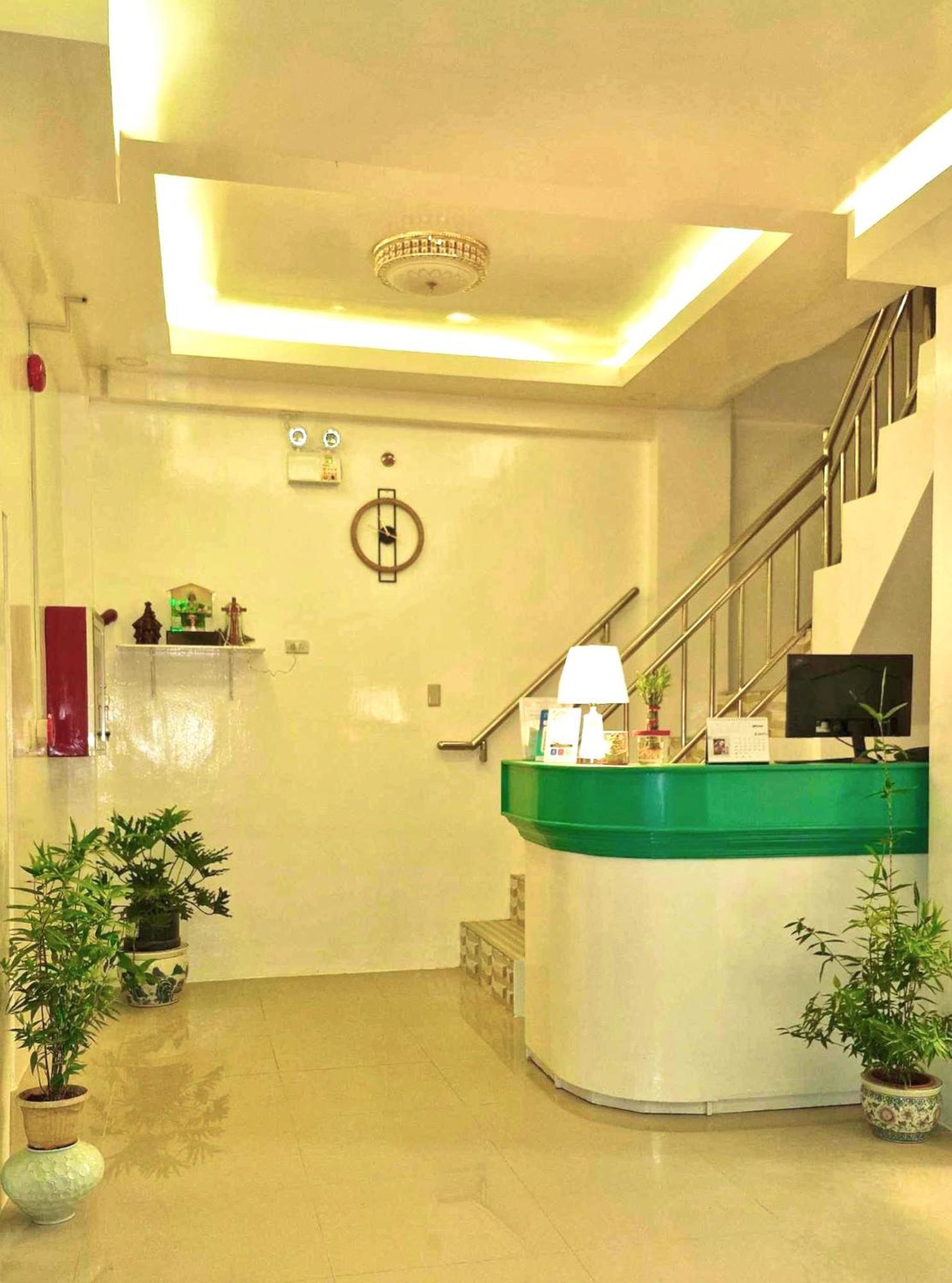 Drossgold Pension House Tubigon Esterno foto